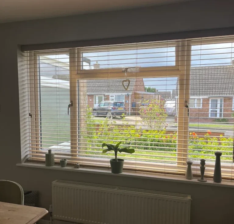 Made to measure 50mm Fauxwood Venetian blind Premium 50mm Fauxwood Venetian blind installed by TrueShade Interiors